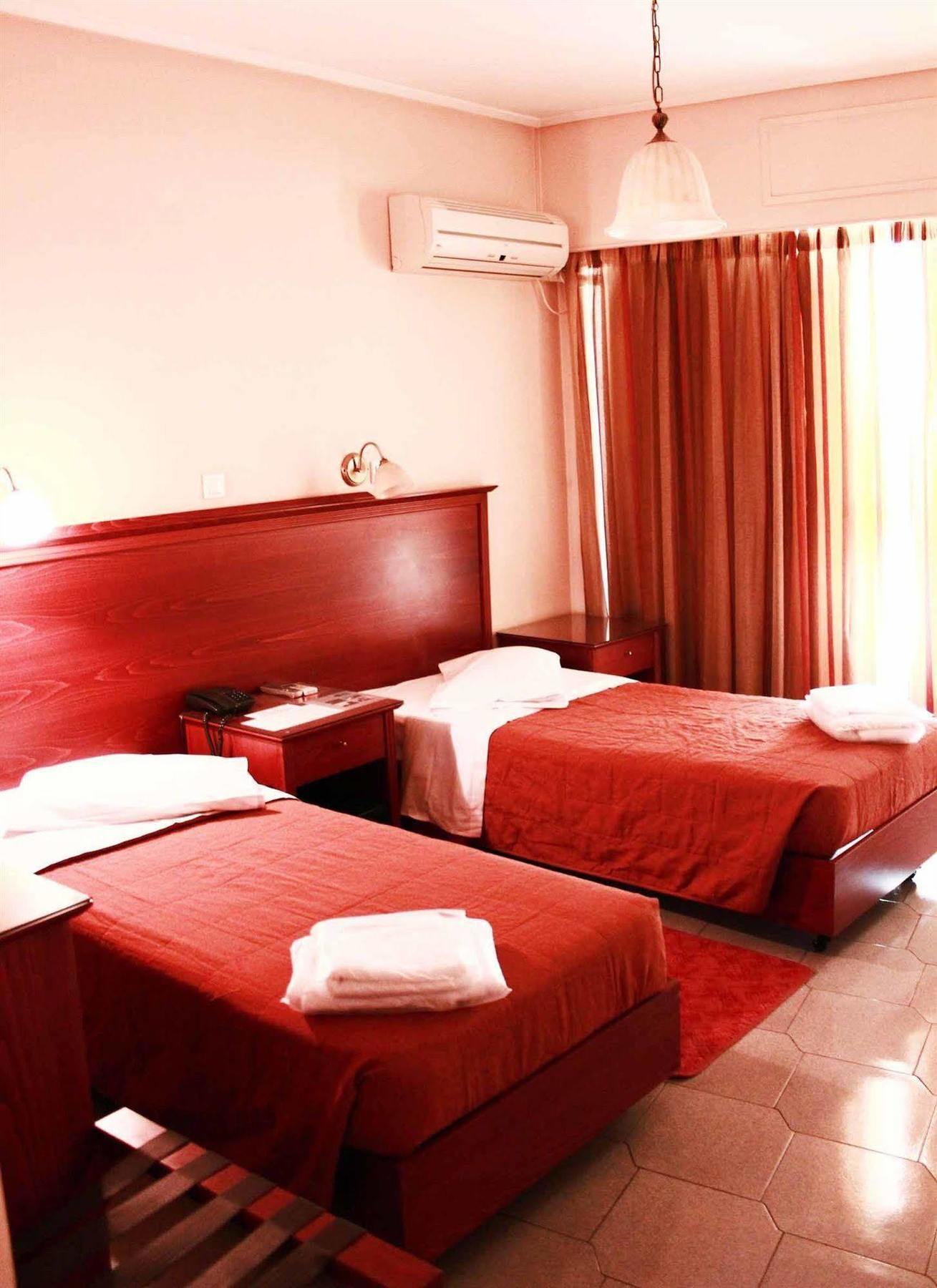 Apollo Hotel