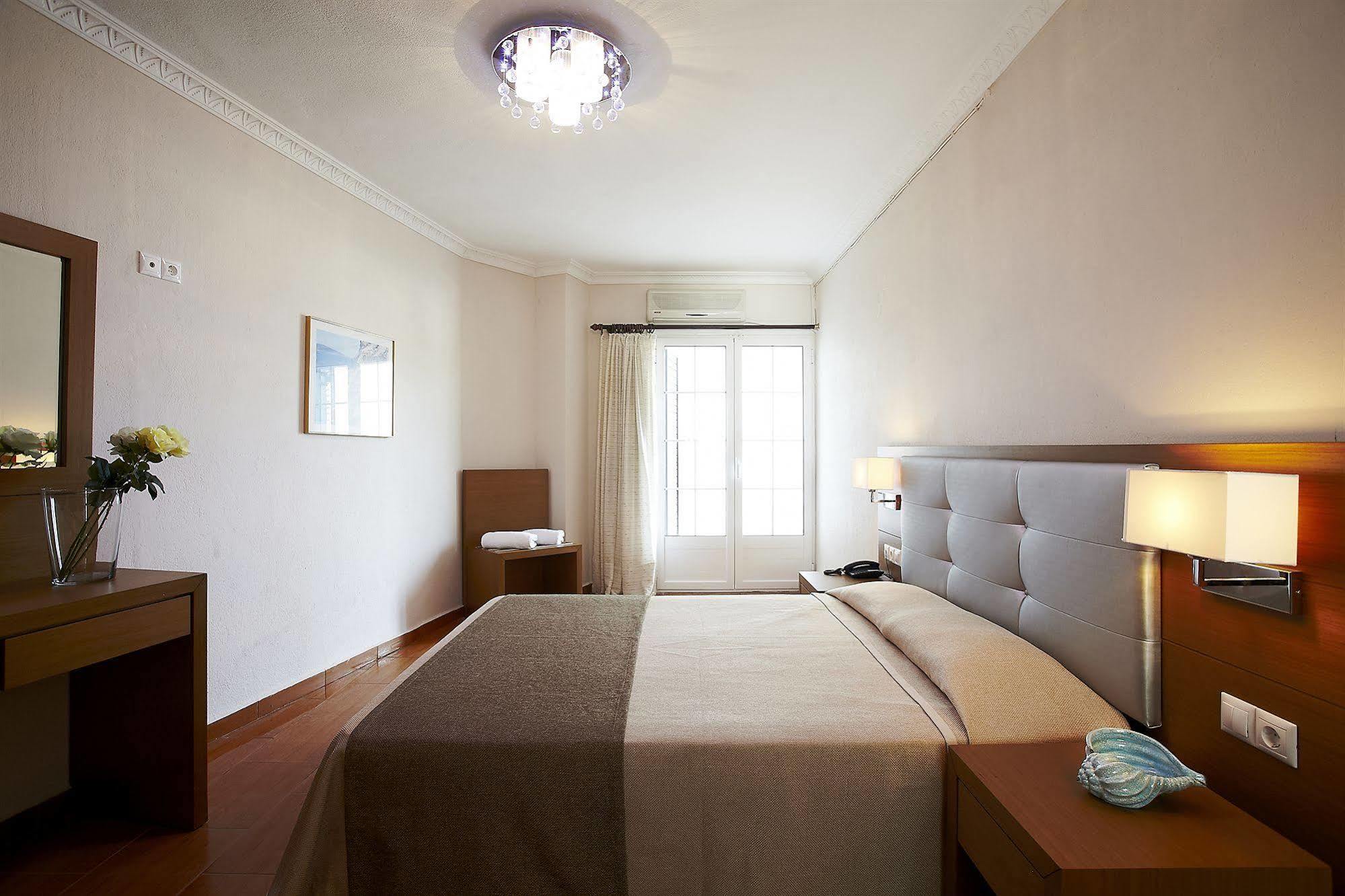 Aparthotel Panorama Botsaris
