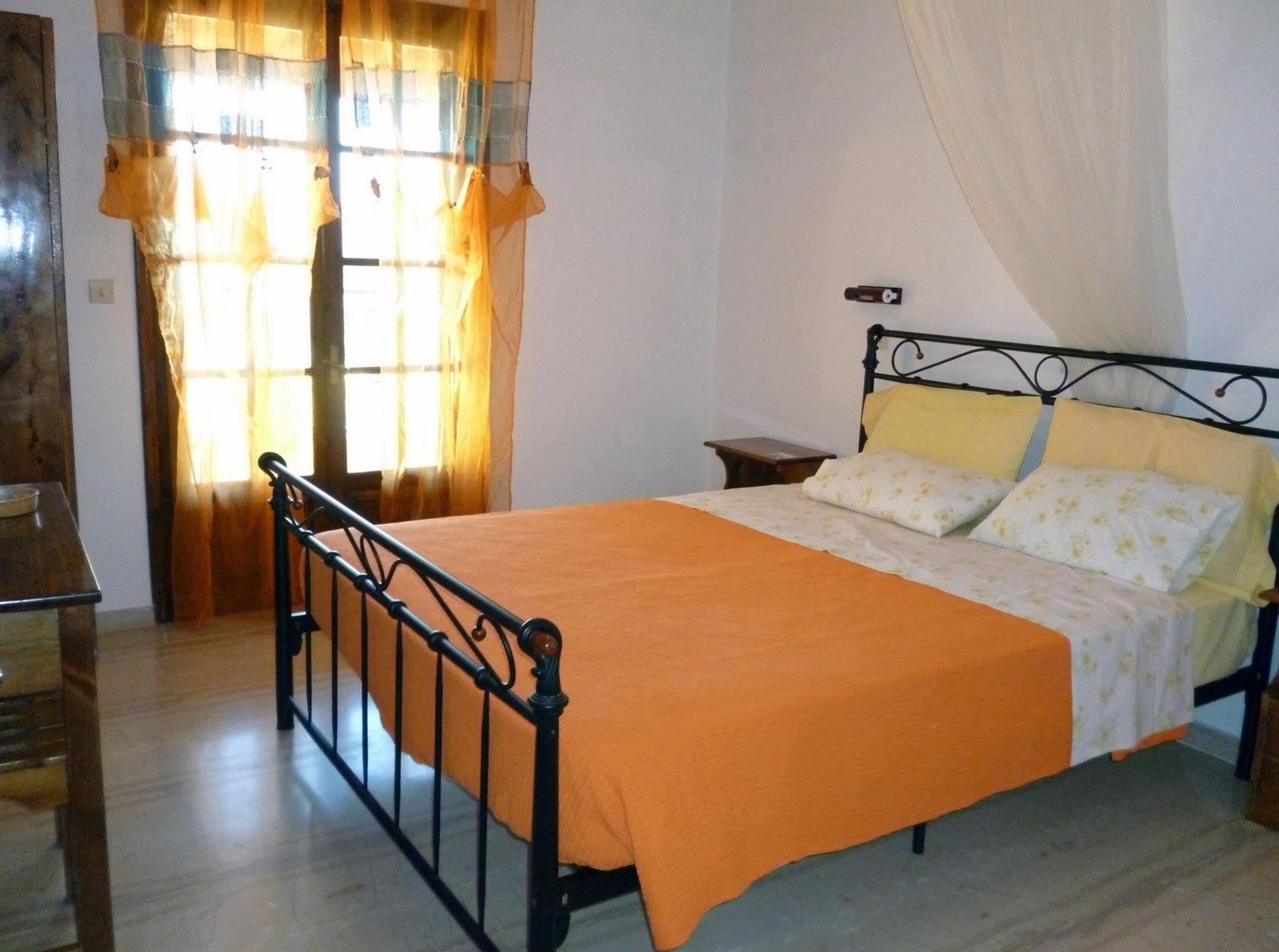 Helen Arillas (Corfu)