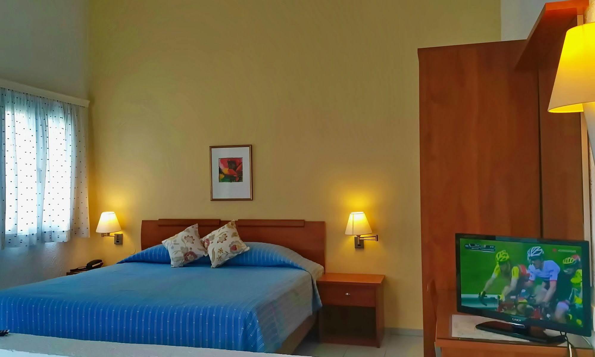 Palatia Village Aparthotel Hersonissos (Crete)