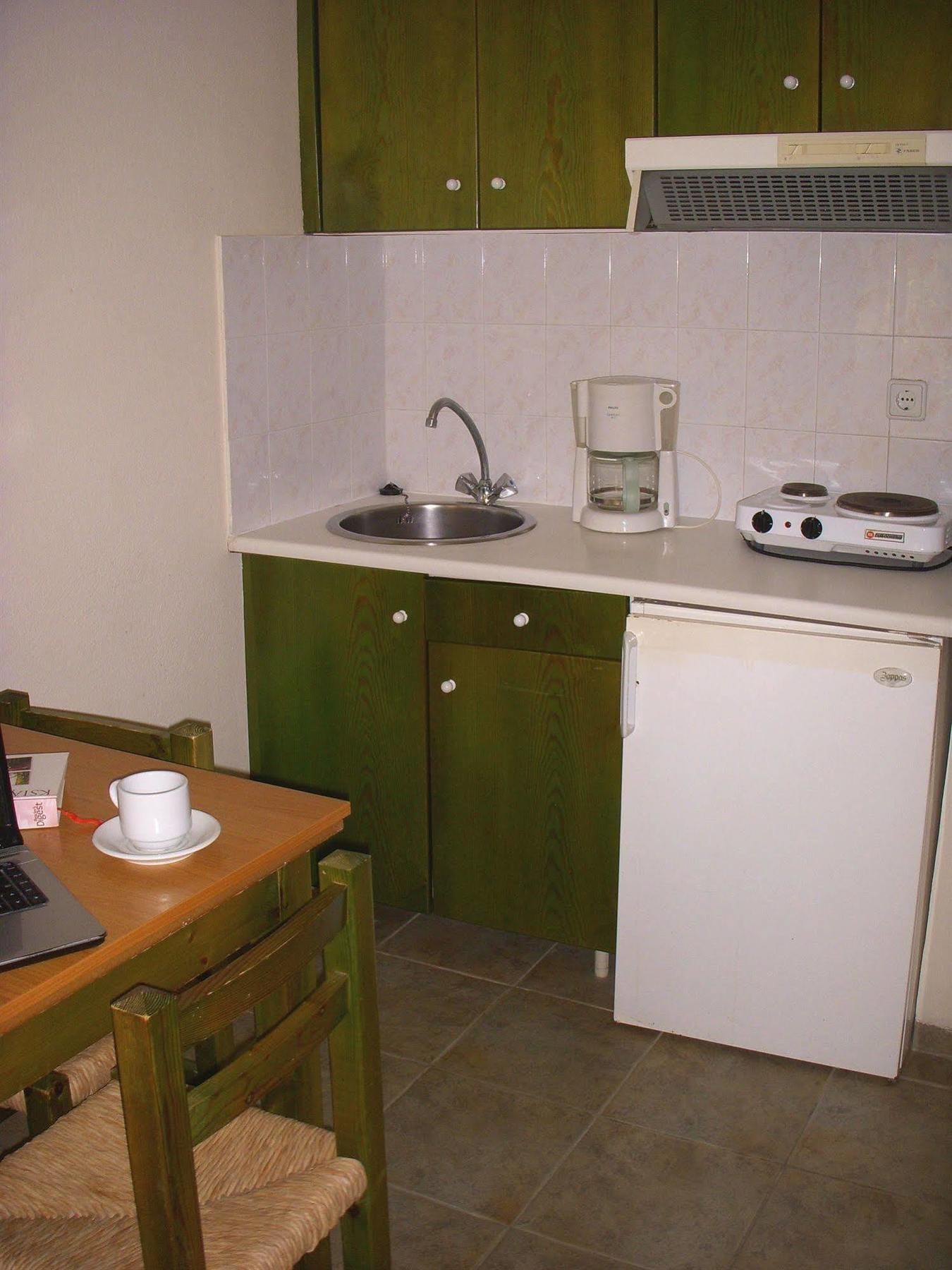 Romantica Aparthotel 3*