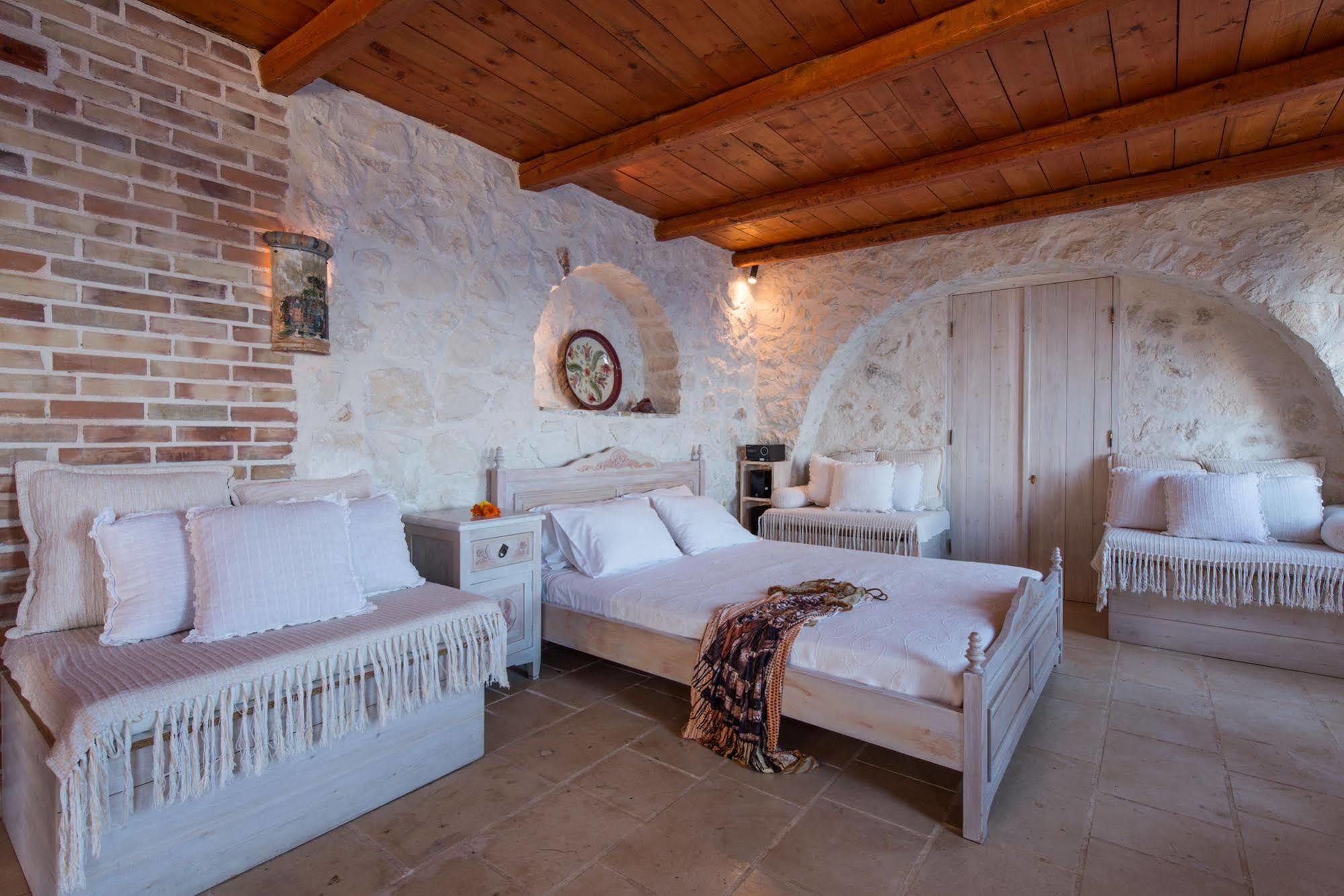 Blue Caves - Exceptional With Private Pools Direct Access To The Sea *