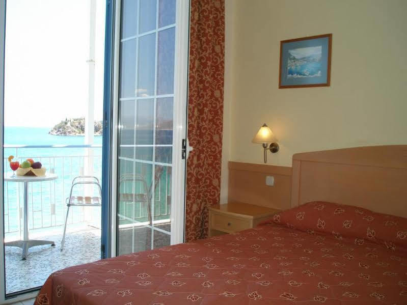 Hotel Tolo 3*