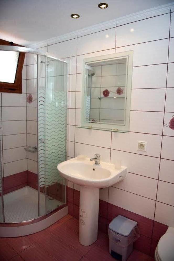Apartment Geroulis Stefanos Studios Vasiliki (Lefkada)