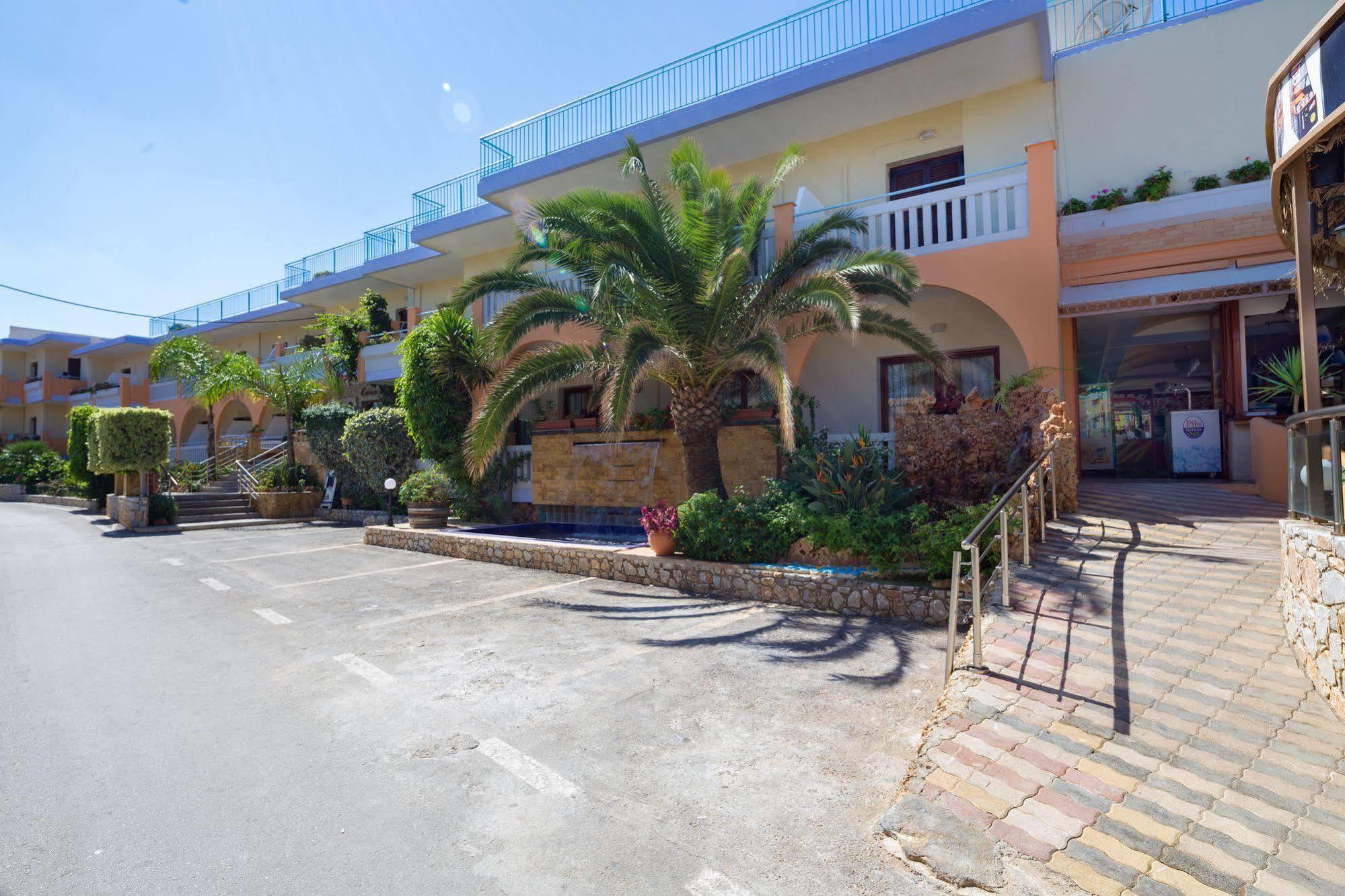 Raisakis Apartment