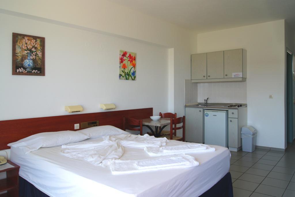 Aparthotel Seafront 3*
