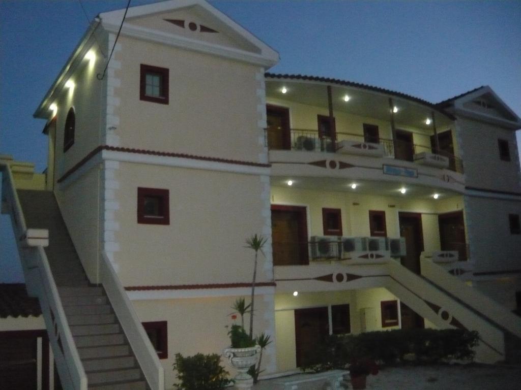 Aparthotel Marina-anna 3*