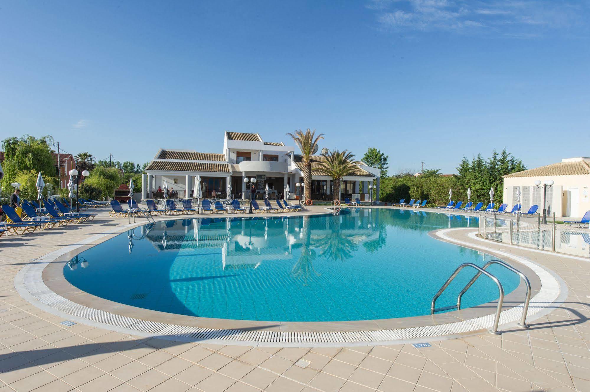 Aparthotel Stemma 3*