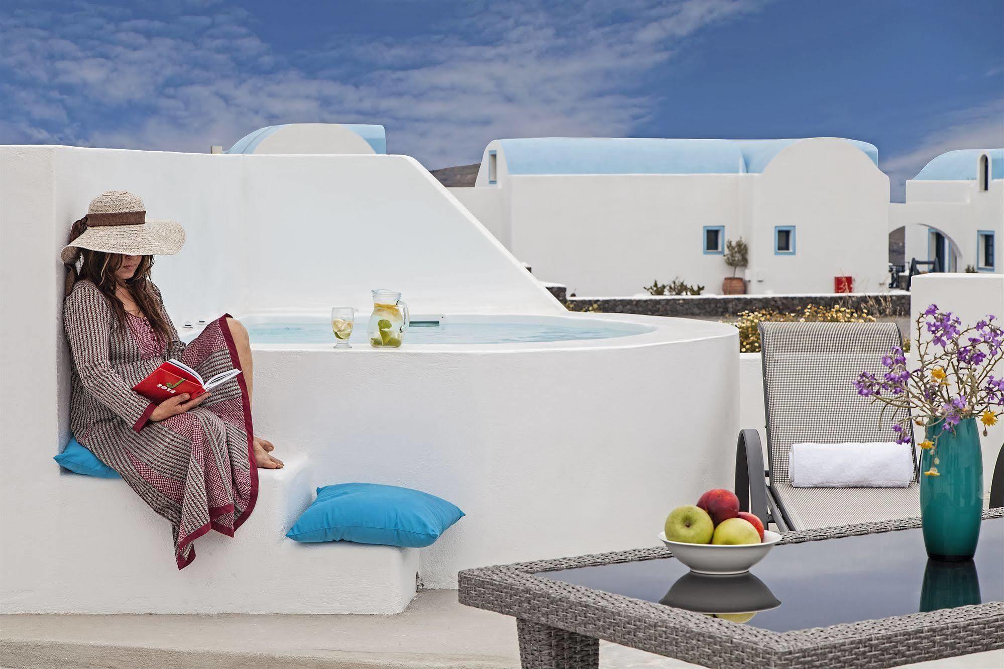 Athiri Santorini 3*