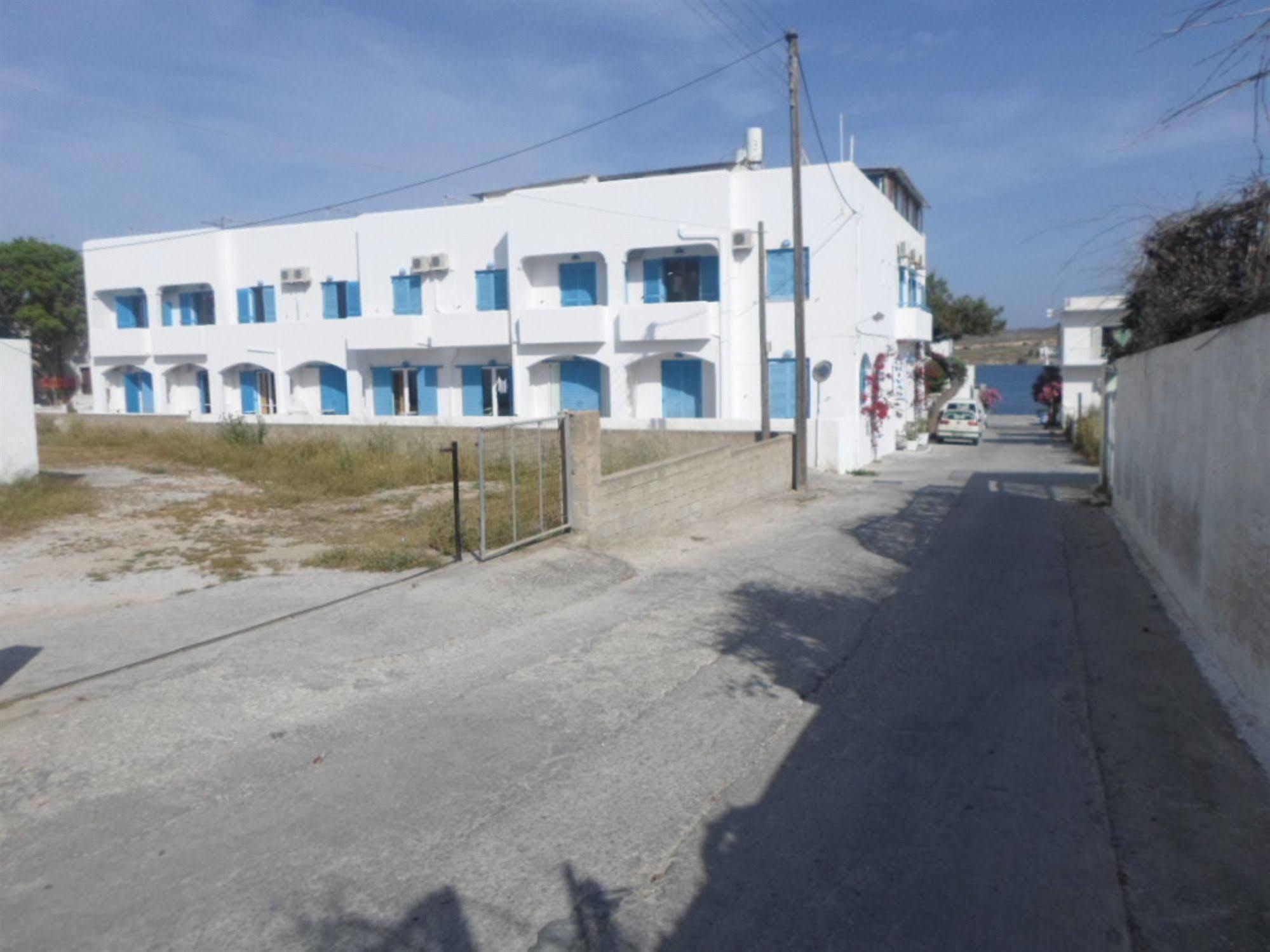 Grivas Parikia (Paros)