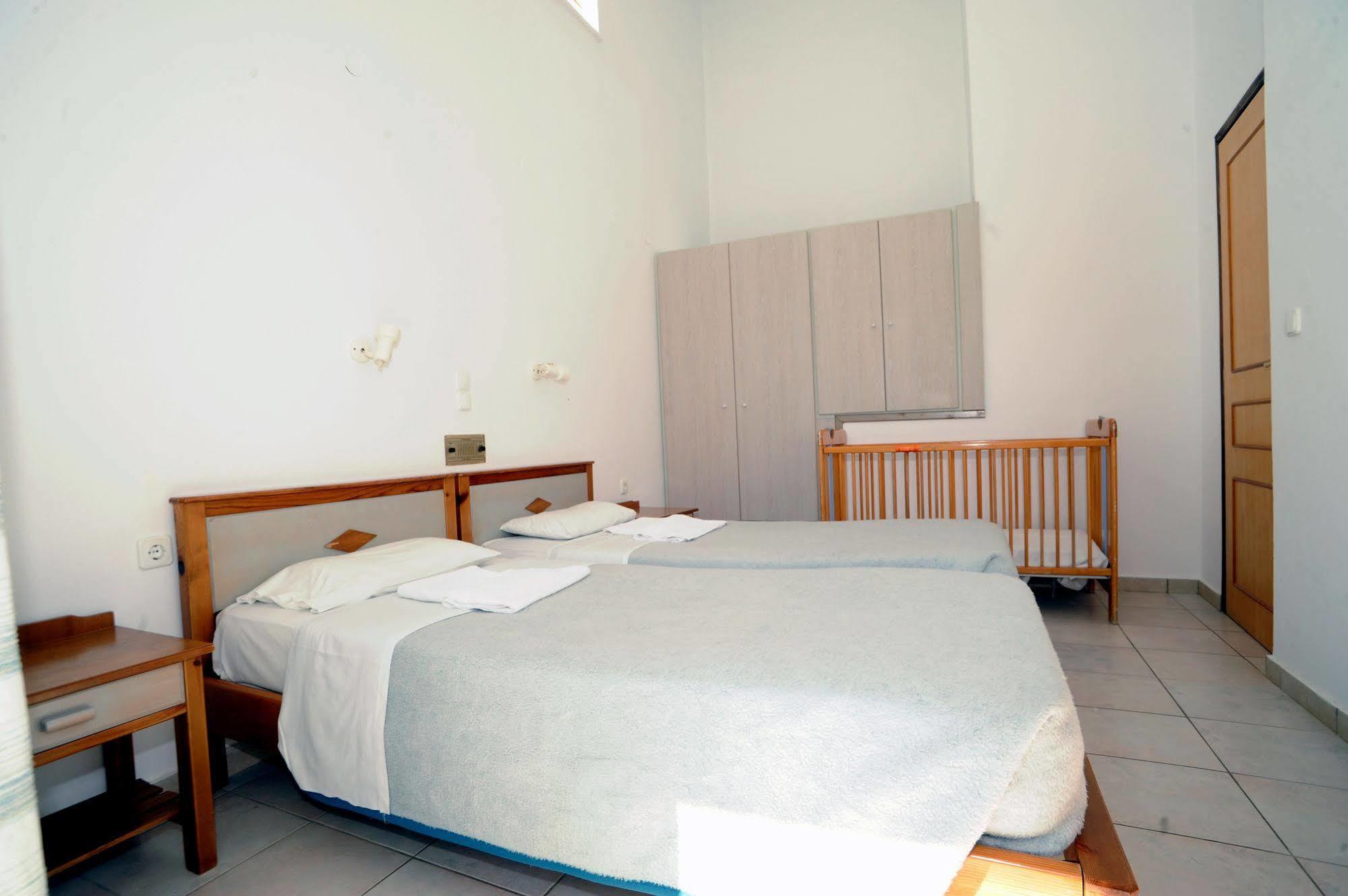 Evilion Aparthotel Stalos