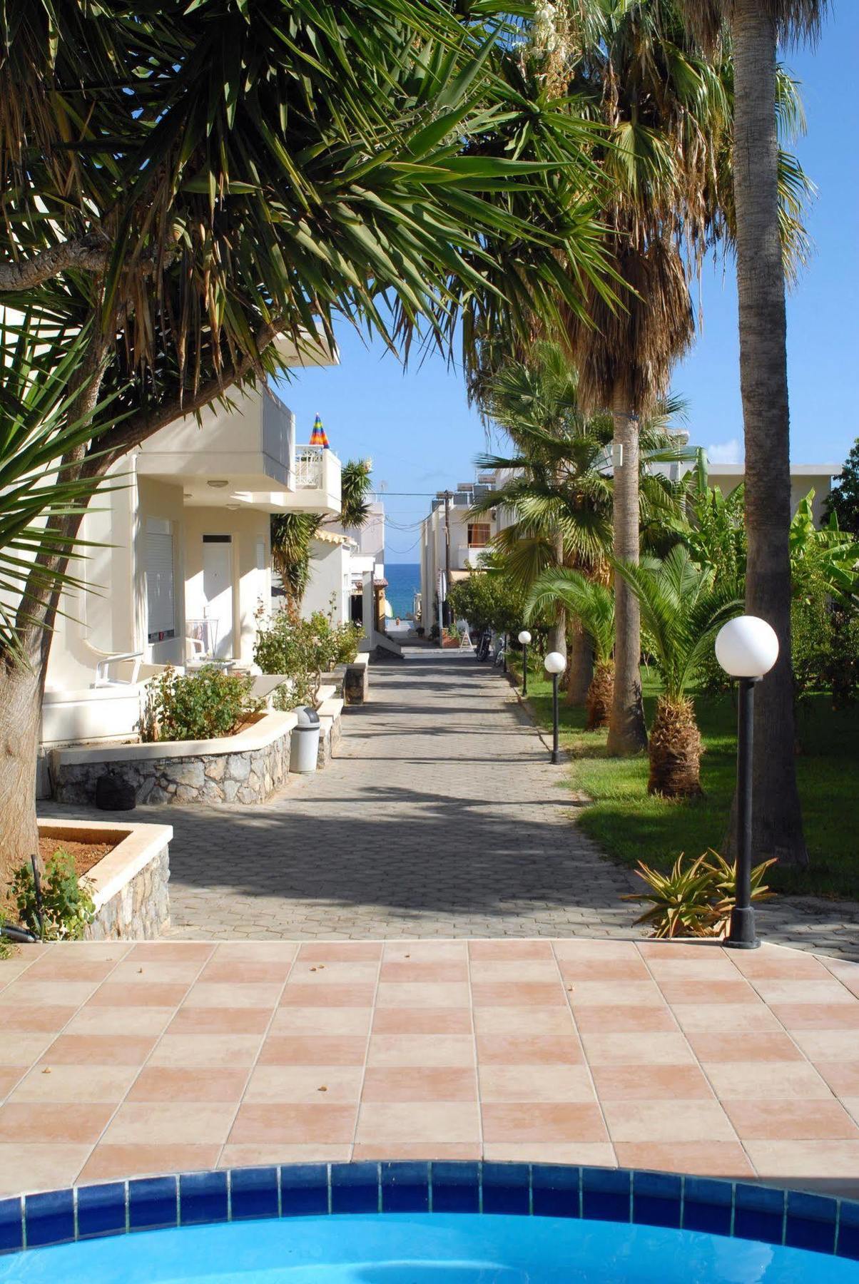 Aparthotel Evilion