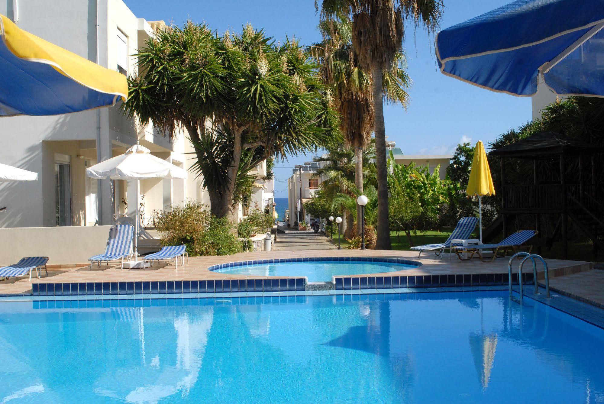 Aparthotel Evilion
