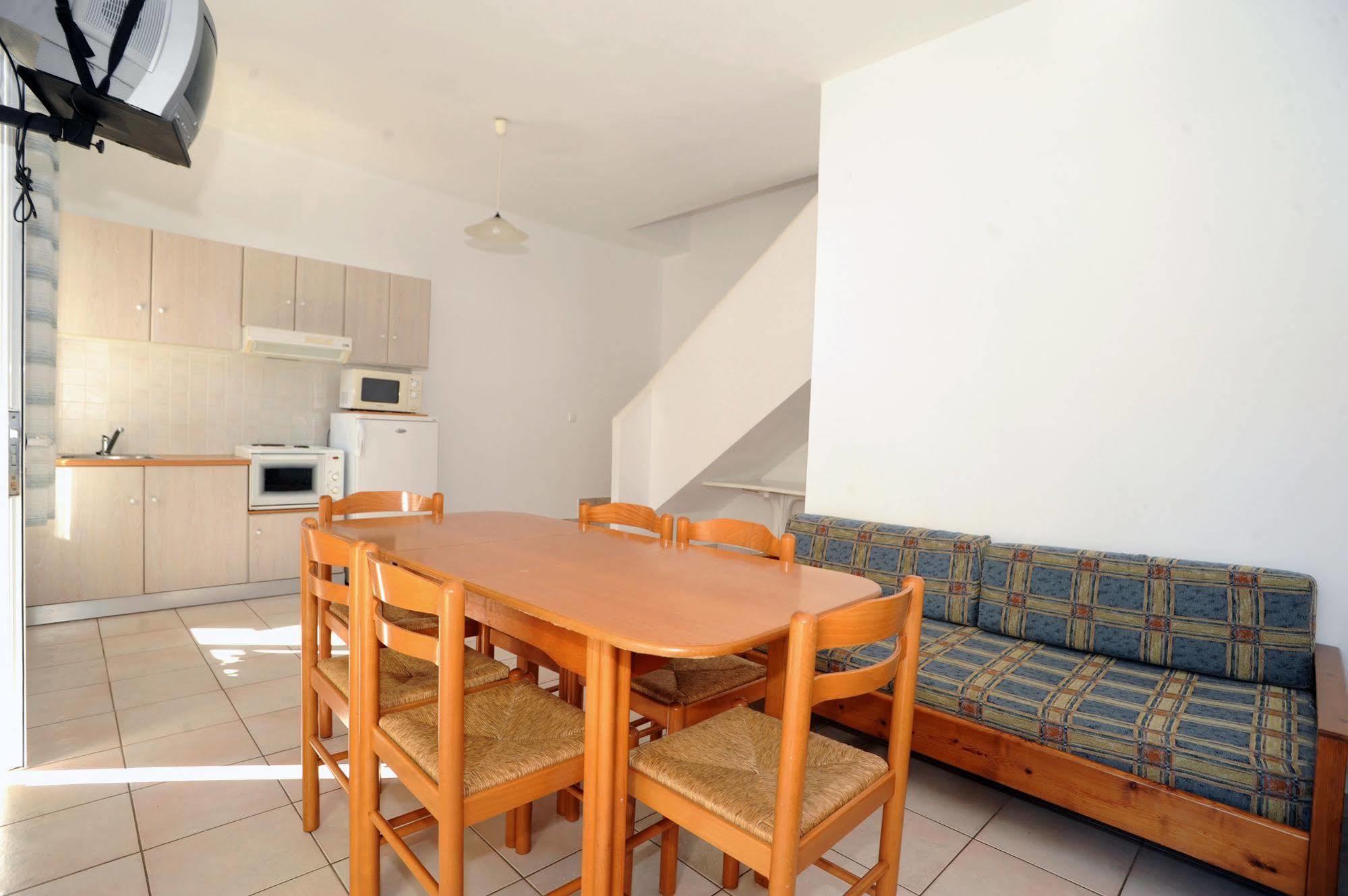 Evilion Aparthotel Stalos
