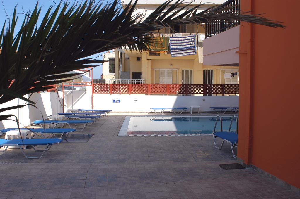 Daisy Aparthotel