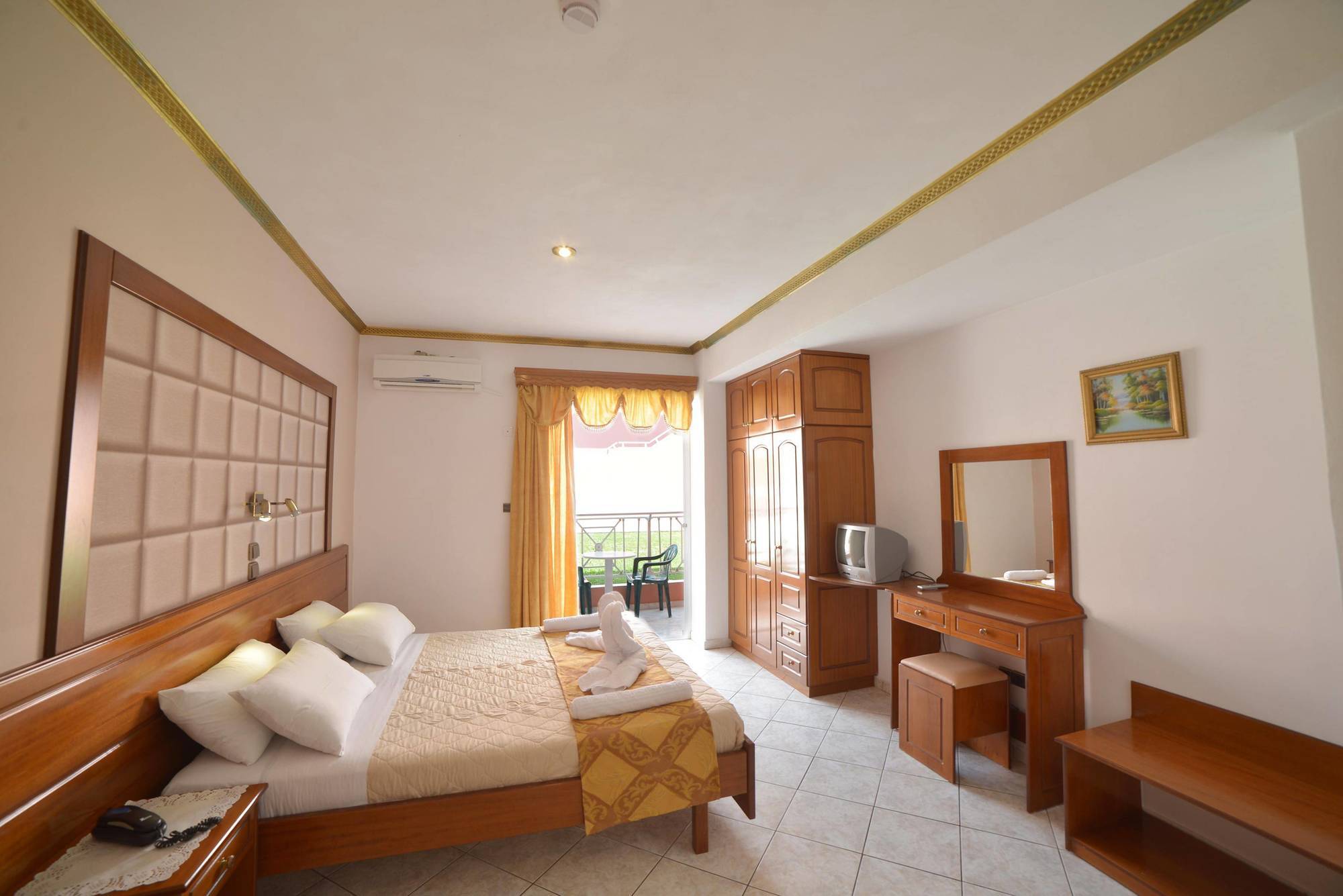 Angelina & 3* Sidari (Corfu)