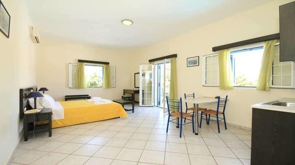 Pantonia Aparthotel