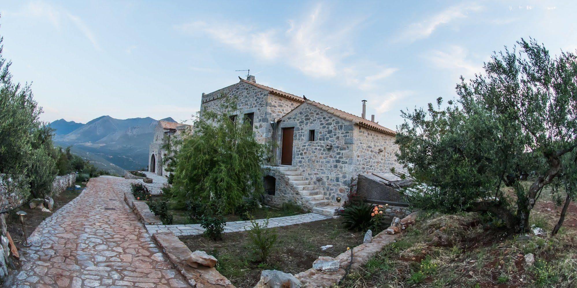 Hotel Xemoni 4*