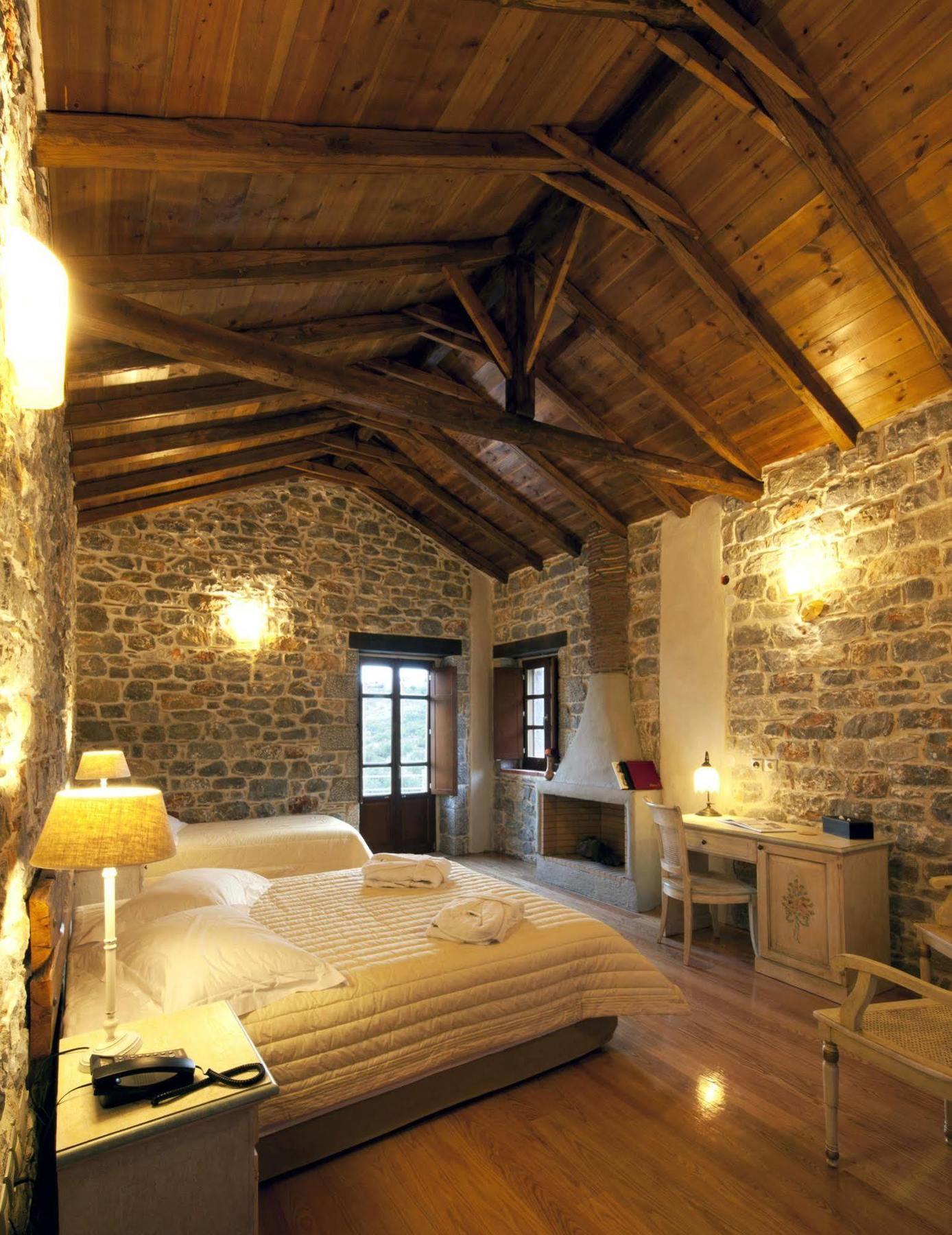 Xemoni 4*
