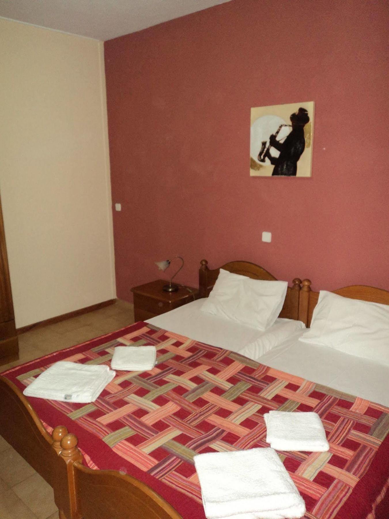 Apartment Manolia *