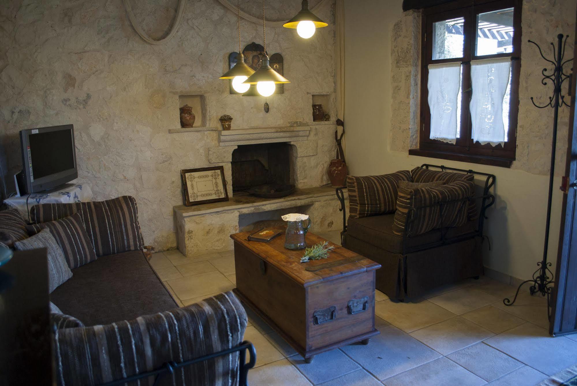 Arethousa Villas Villa *
