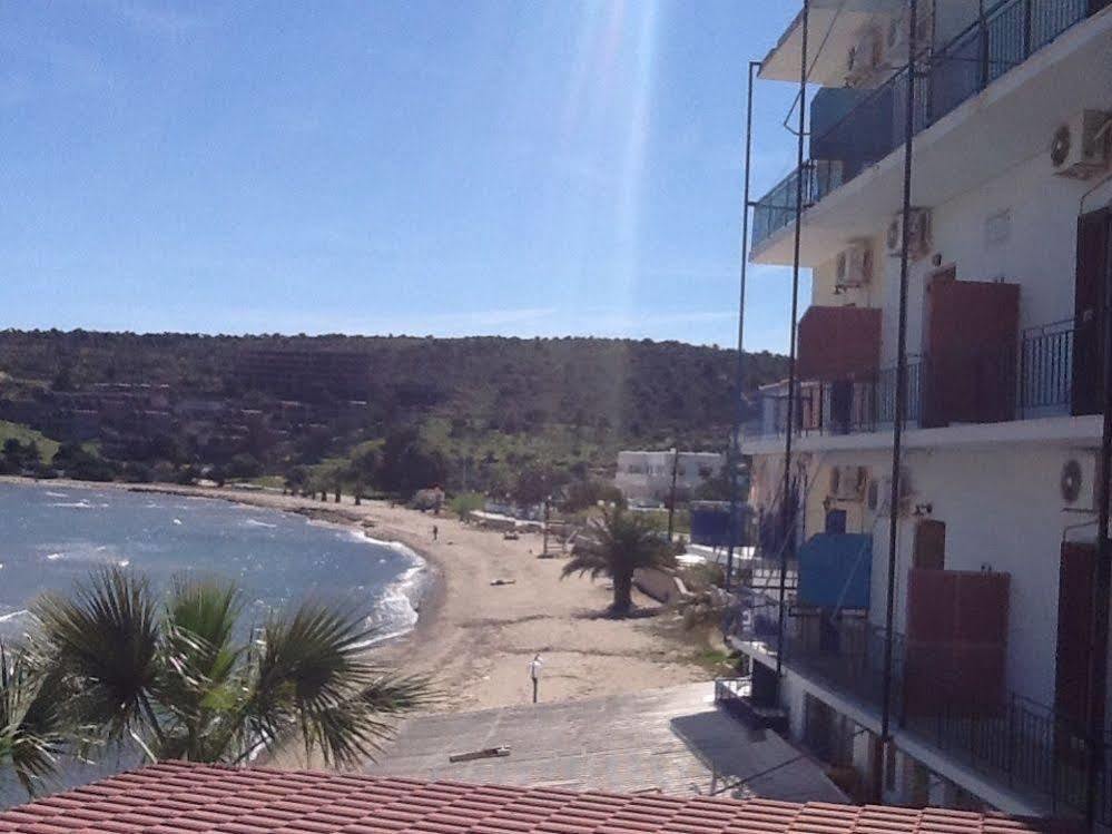Hotel Oasis Theodoros & Litsa Galaris 2*
