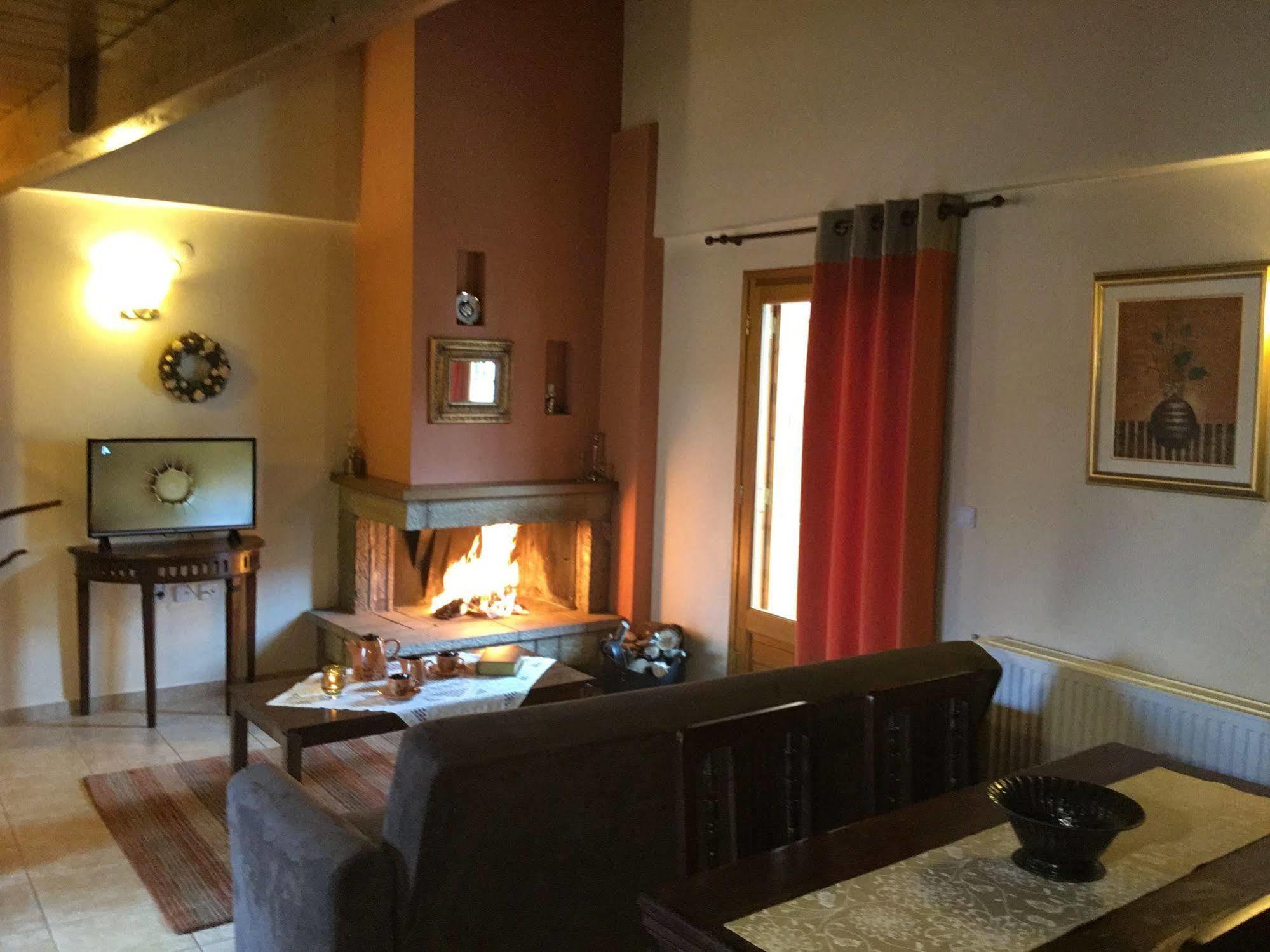 Odos Oneiron Apartment