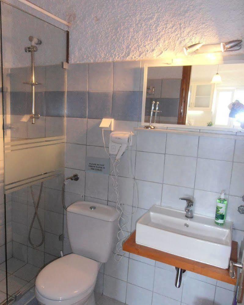 Elli Beach And Studios Apartment *