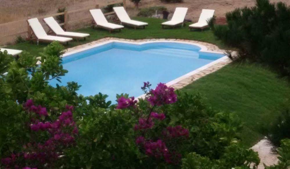 Elli Beach And Studios Apartment