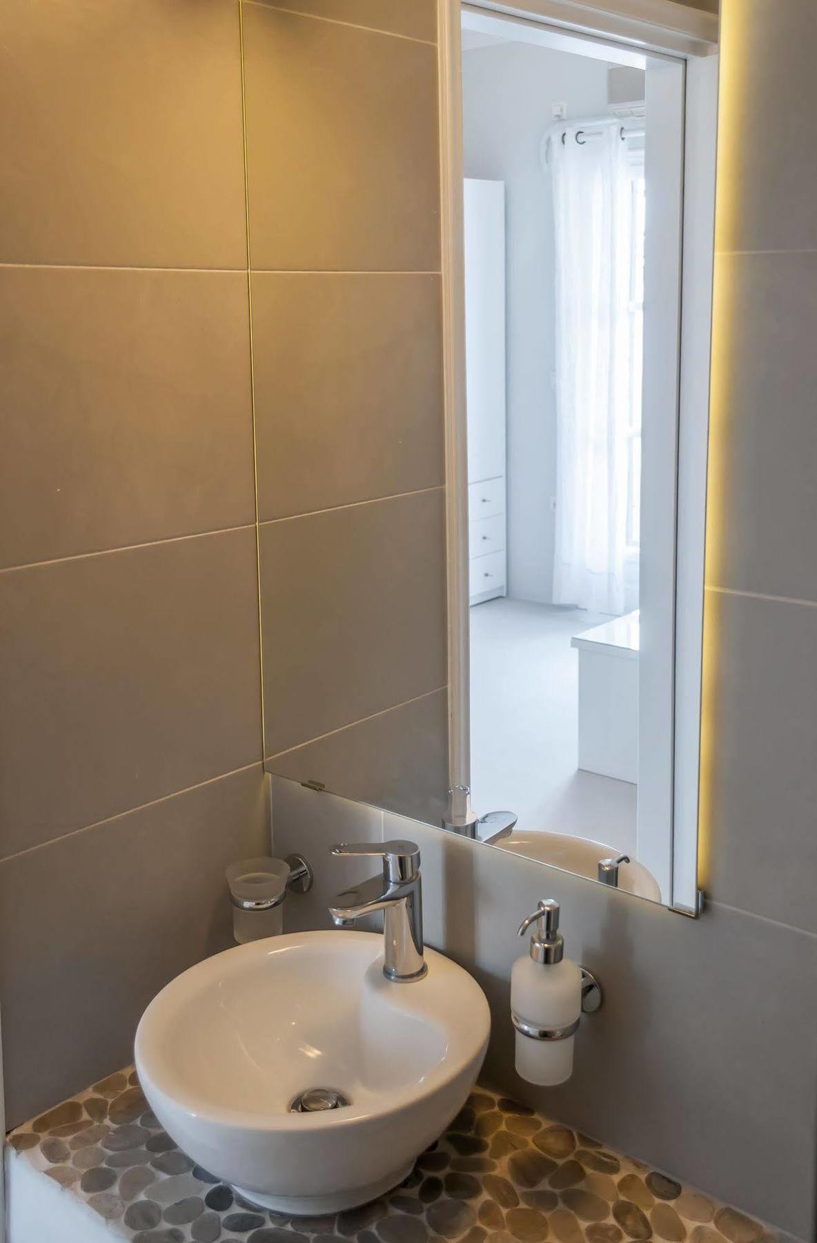 Milos Bay Suites Hotel Adamantas (Milos)