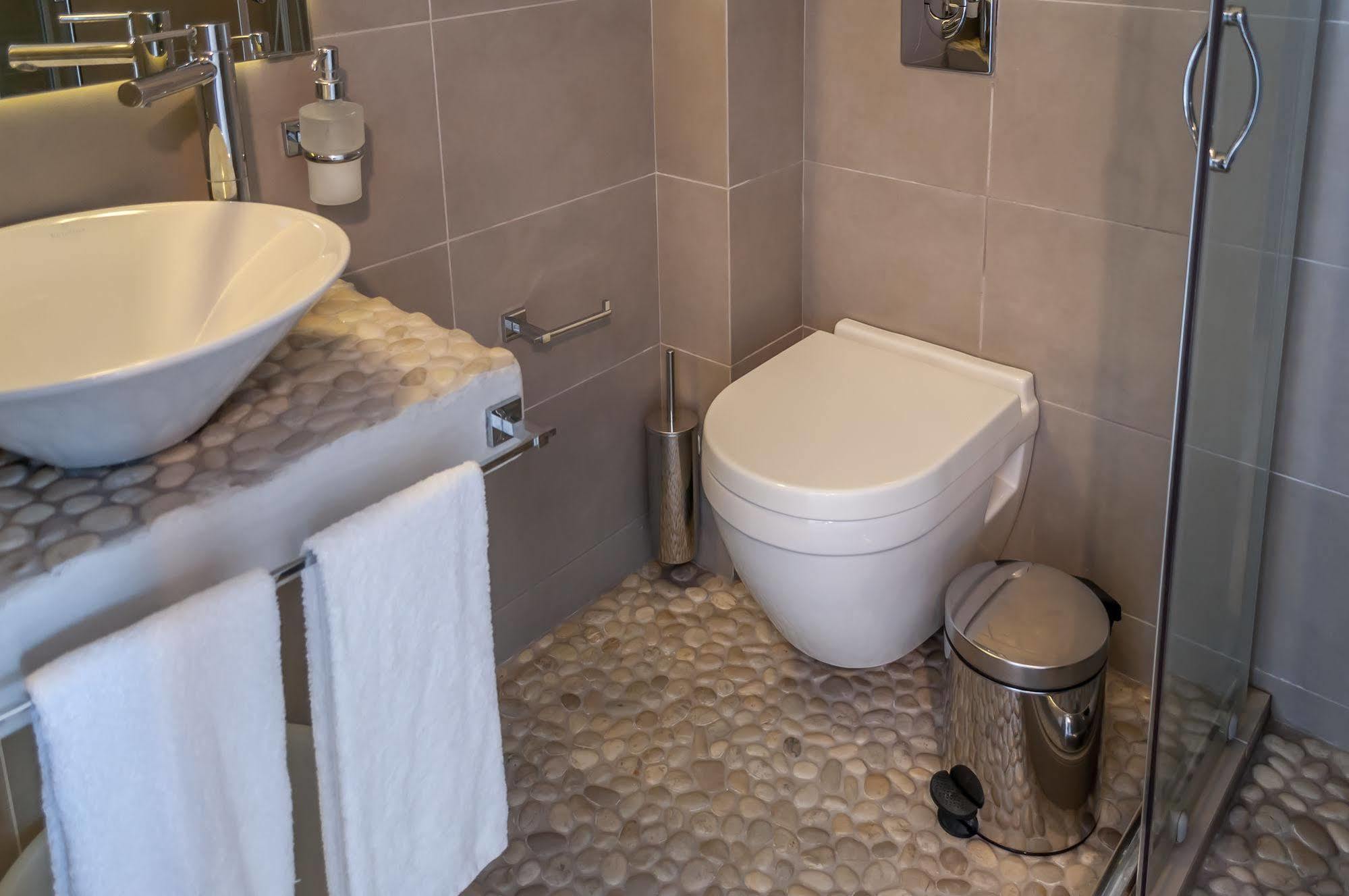 Milos Bay Suites 3* Adamantas (Milos)