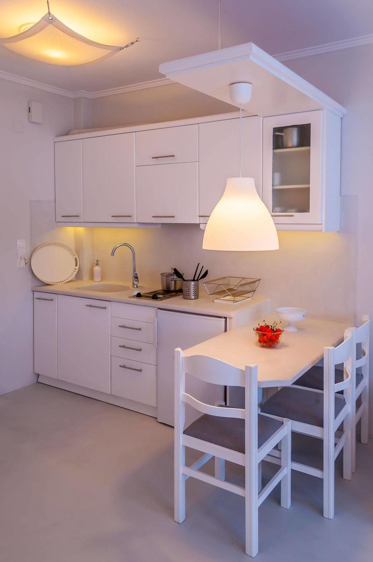 Milos Bay Suites 3* Adamantas (Milos)