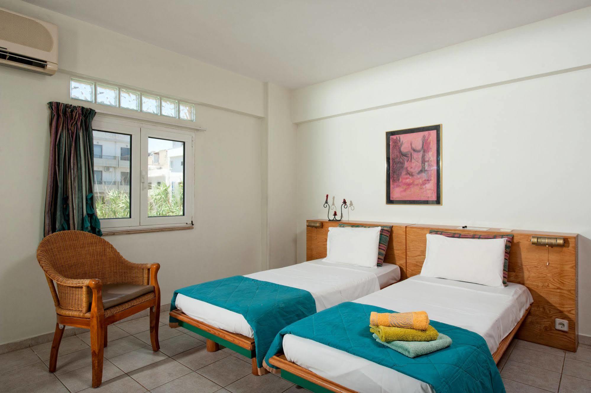 Andromeda & Studios 3* Hersonissos (Crete)