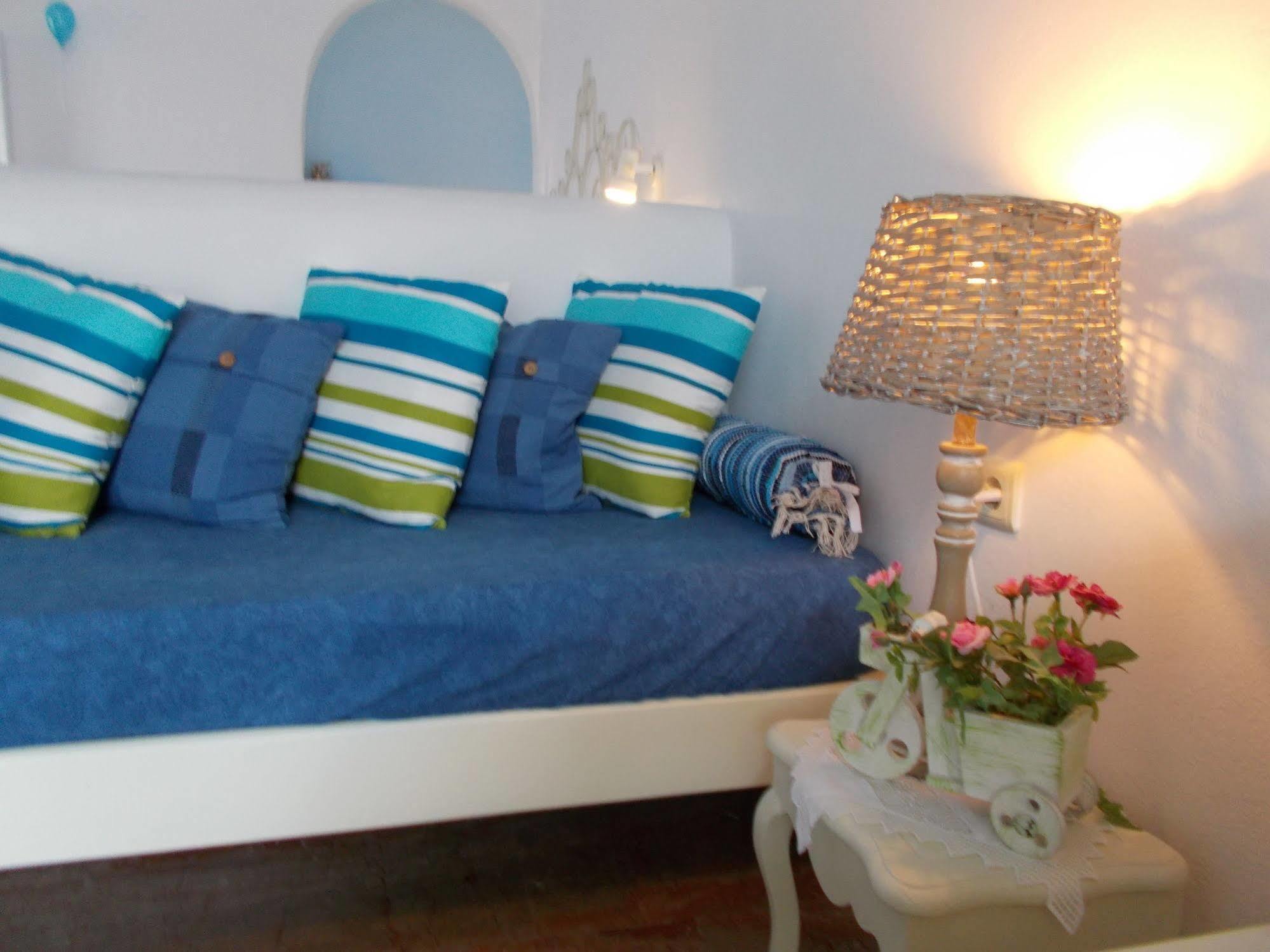 Dimitra's Sea-crafts Boutique * Kalyves
