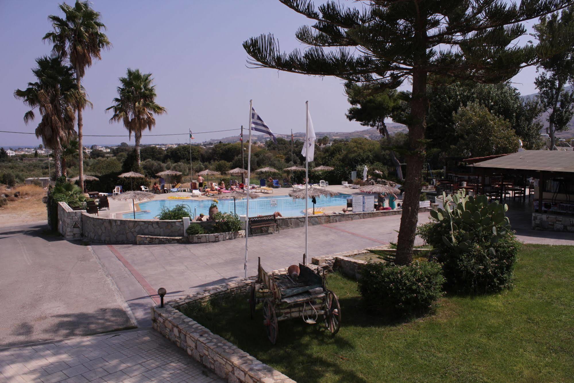 Ampavris Family Aparthotel
