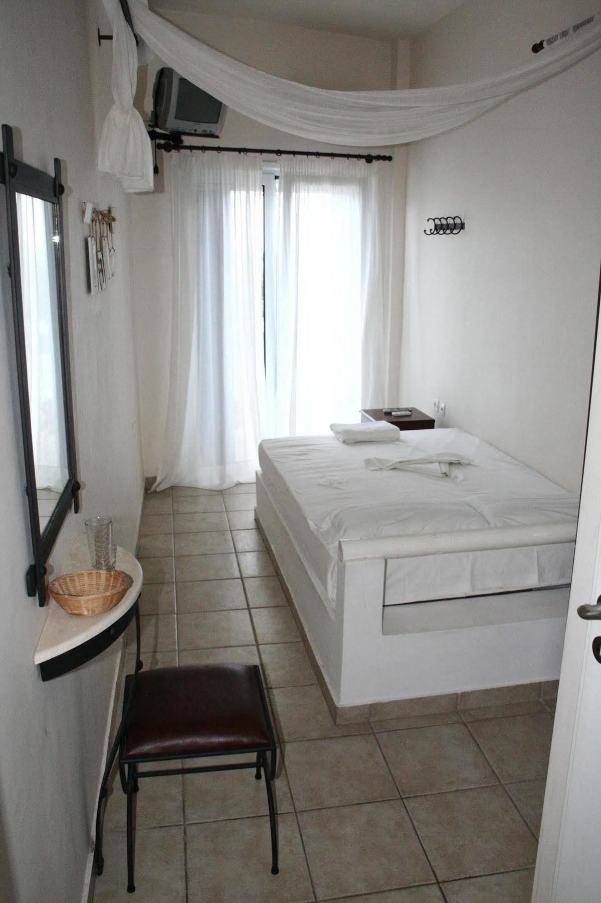 Cyclades Serifos 4* Livadi (Serifos)