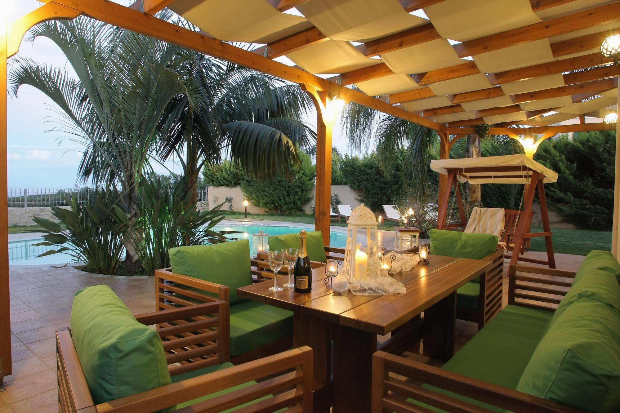 Villa Pandora Villas *
