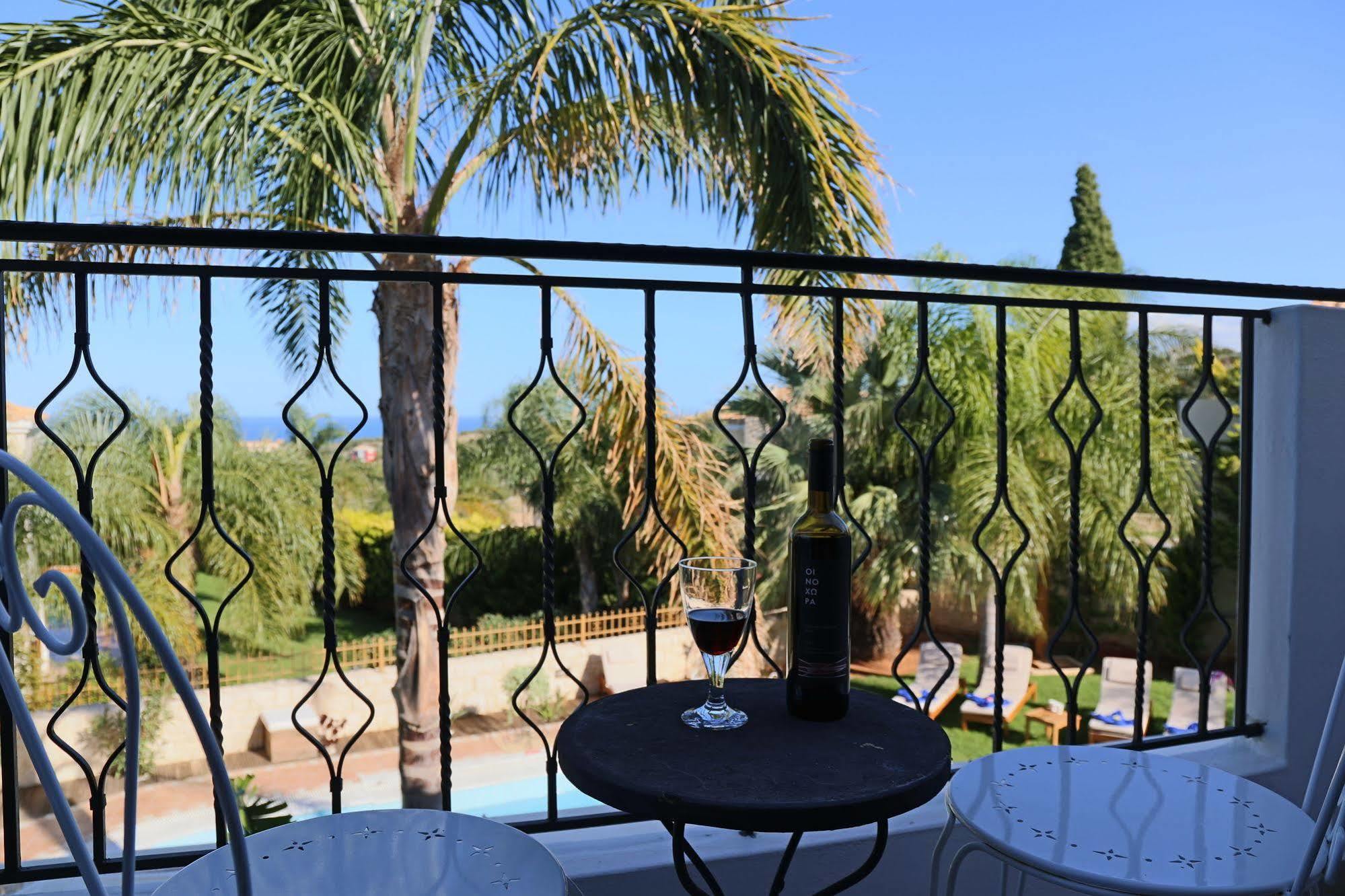 Villa Pandora Villas *