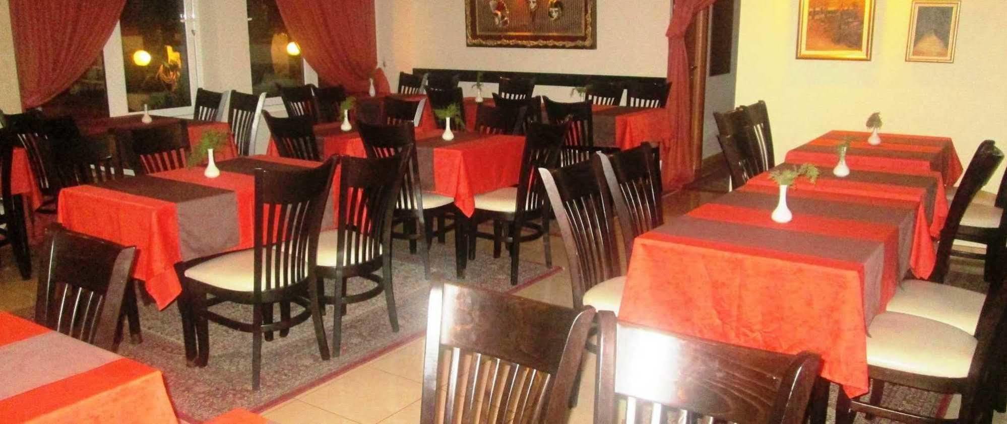 Lito Paralia Katerinis