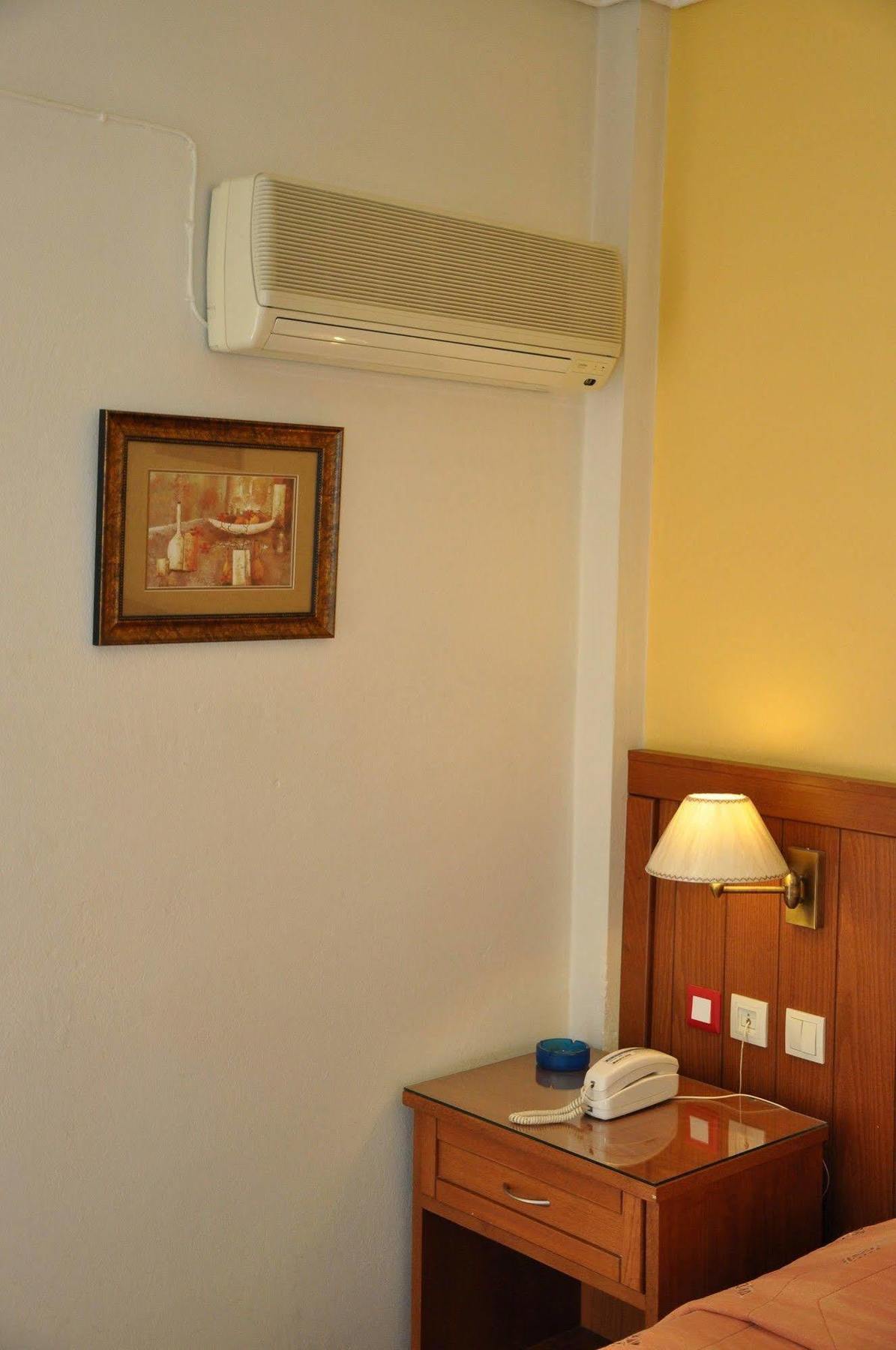 Hotel Philippos 2*