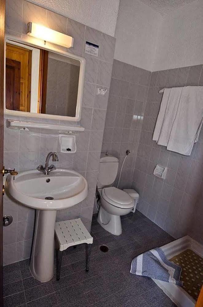 Hotel Narkissos 2*