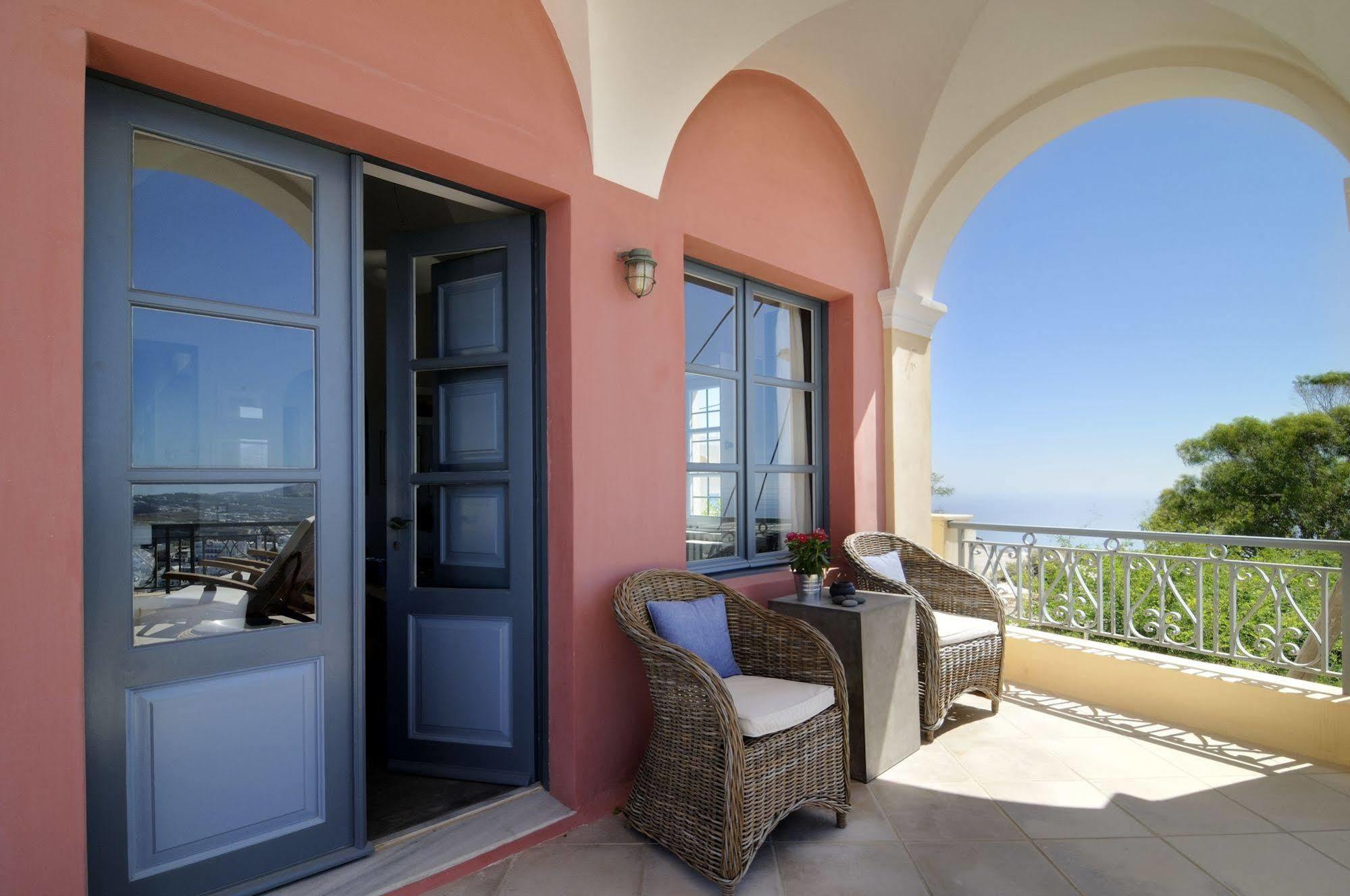 Archipel Mansion Villa *