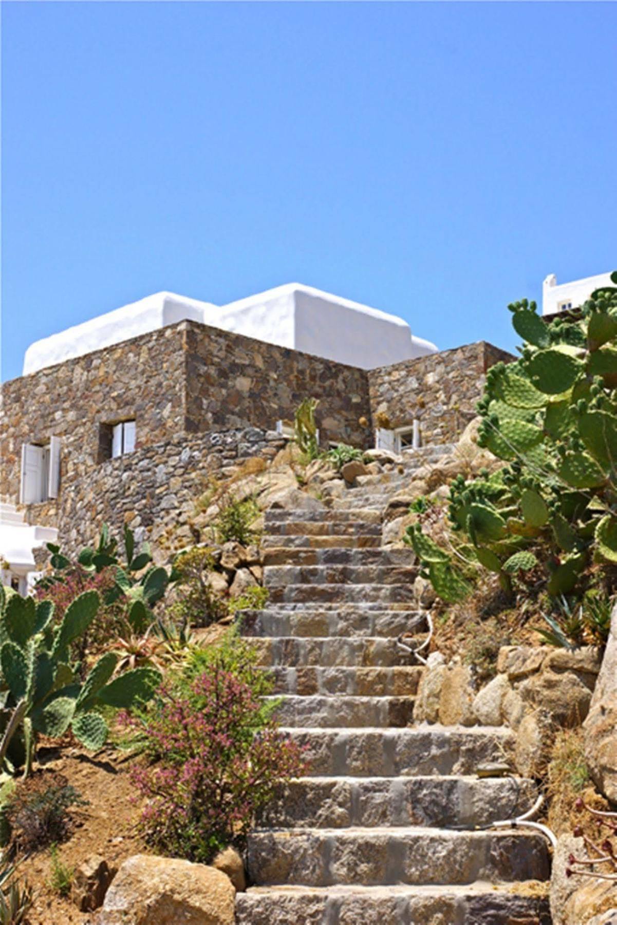 The One Mykonos 4*
