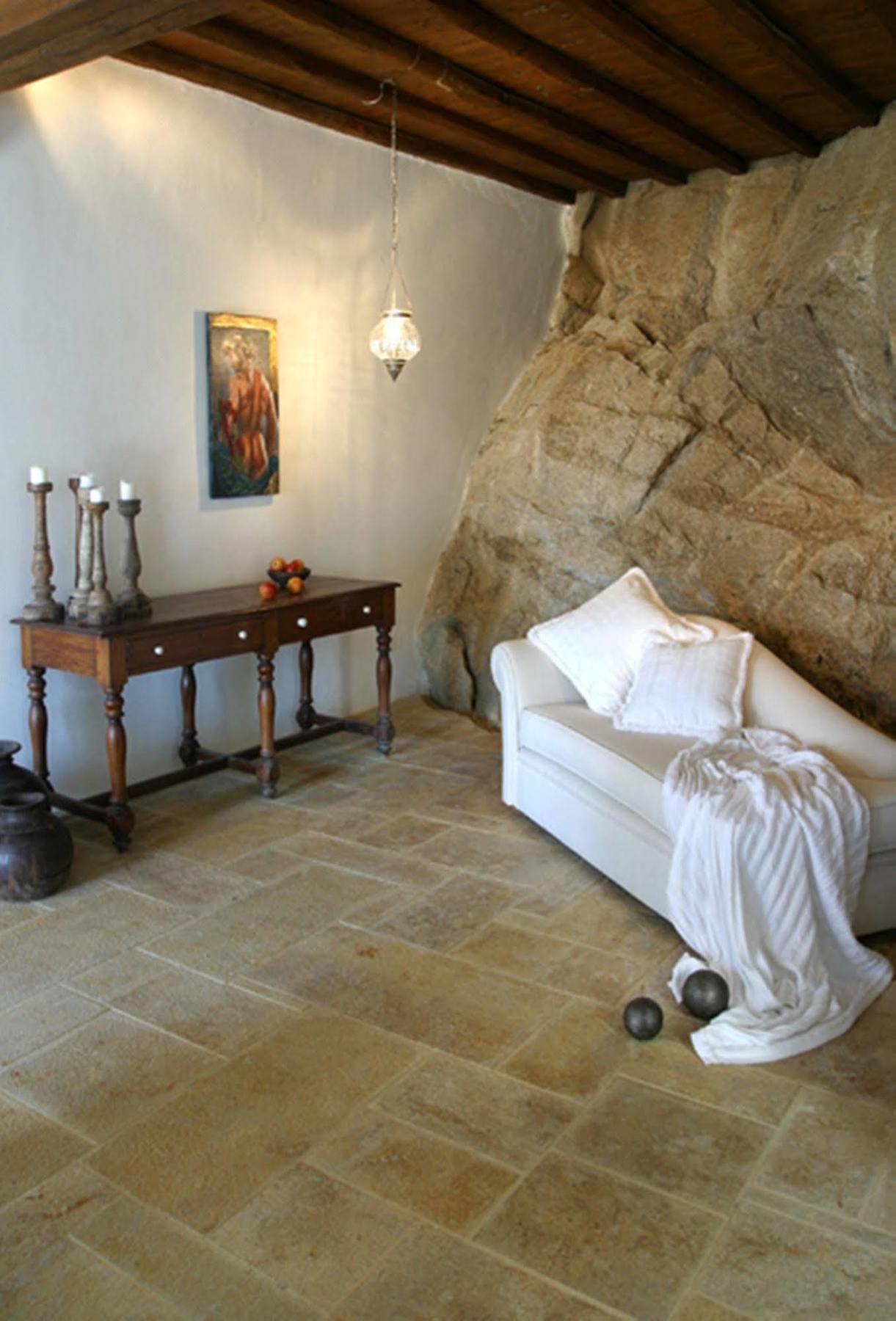 The One Mykonos Hotel
