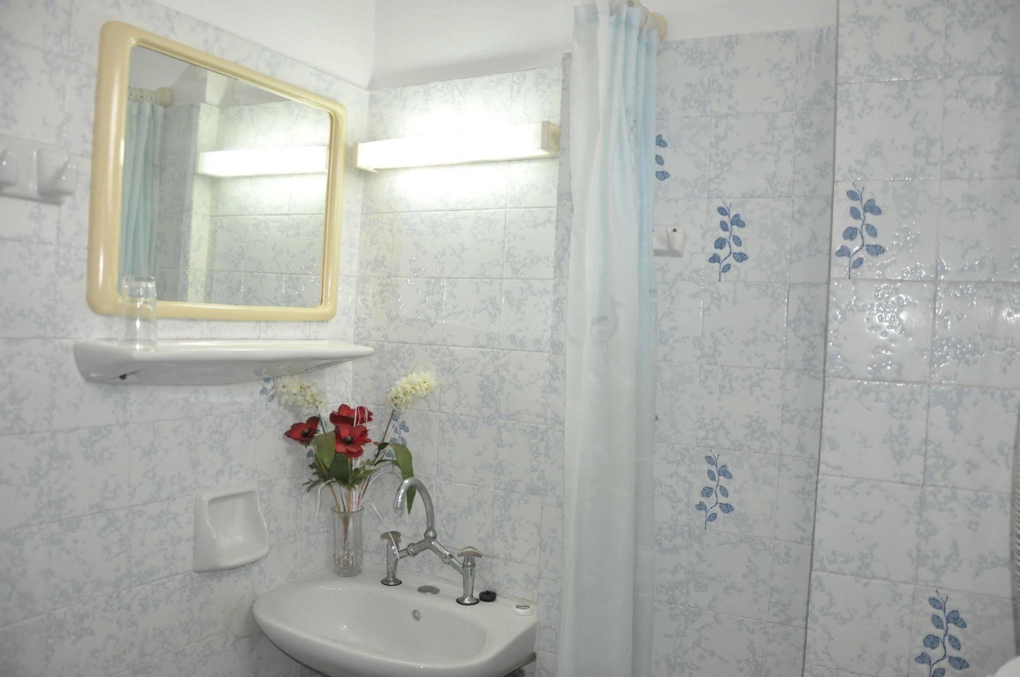 Guest house Alexandra 2*