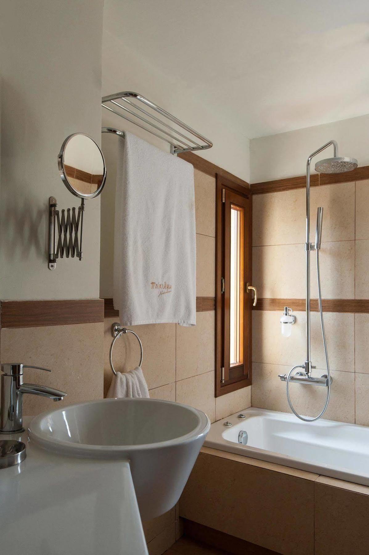 Villa Alonissos Poikilma - Luxury In Alonissos In Nature With Private Pools *
