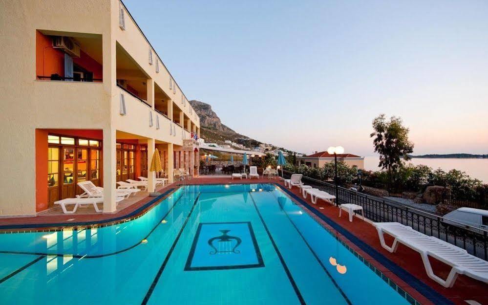 Hotel Philoxenia 3*