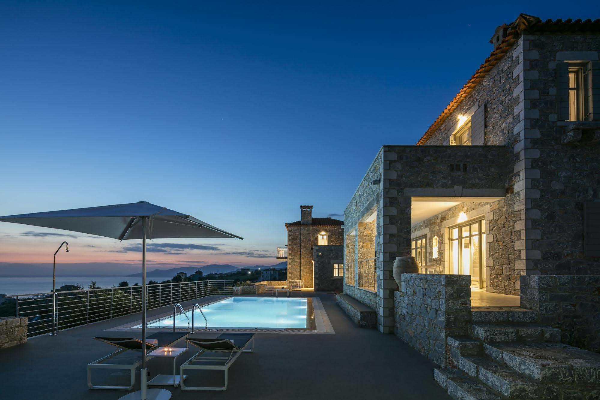 Asanti Villa *