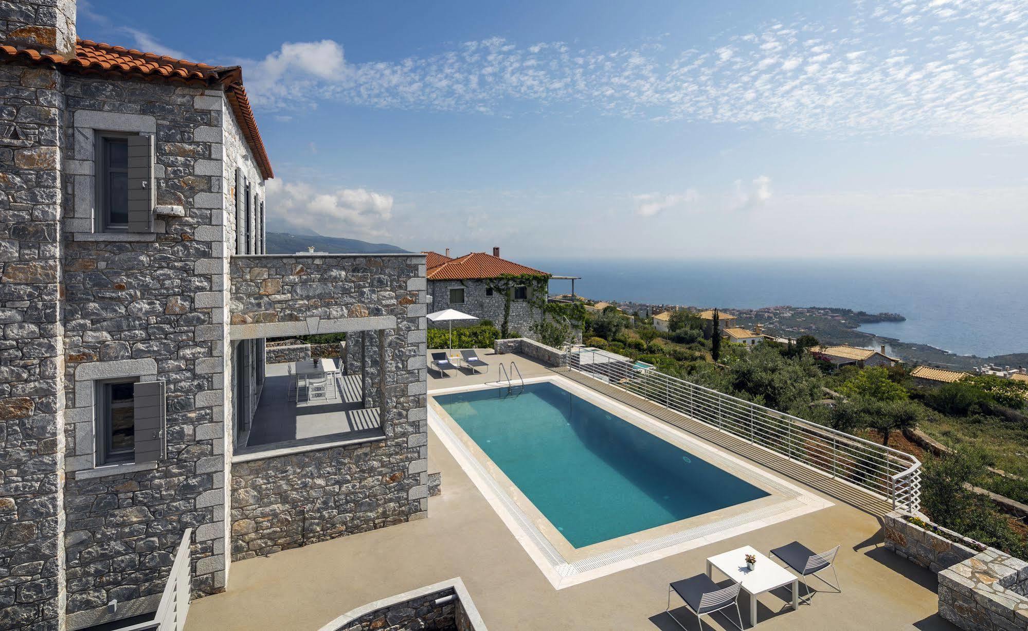 Asanti Villa *