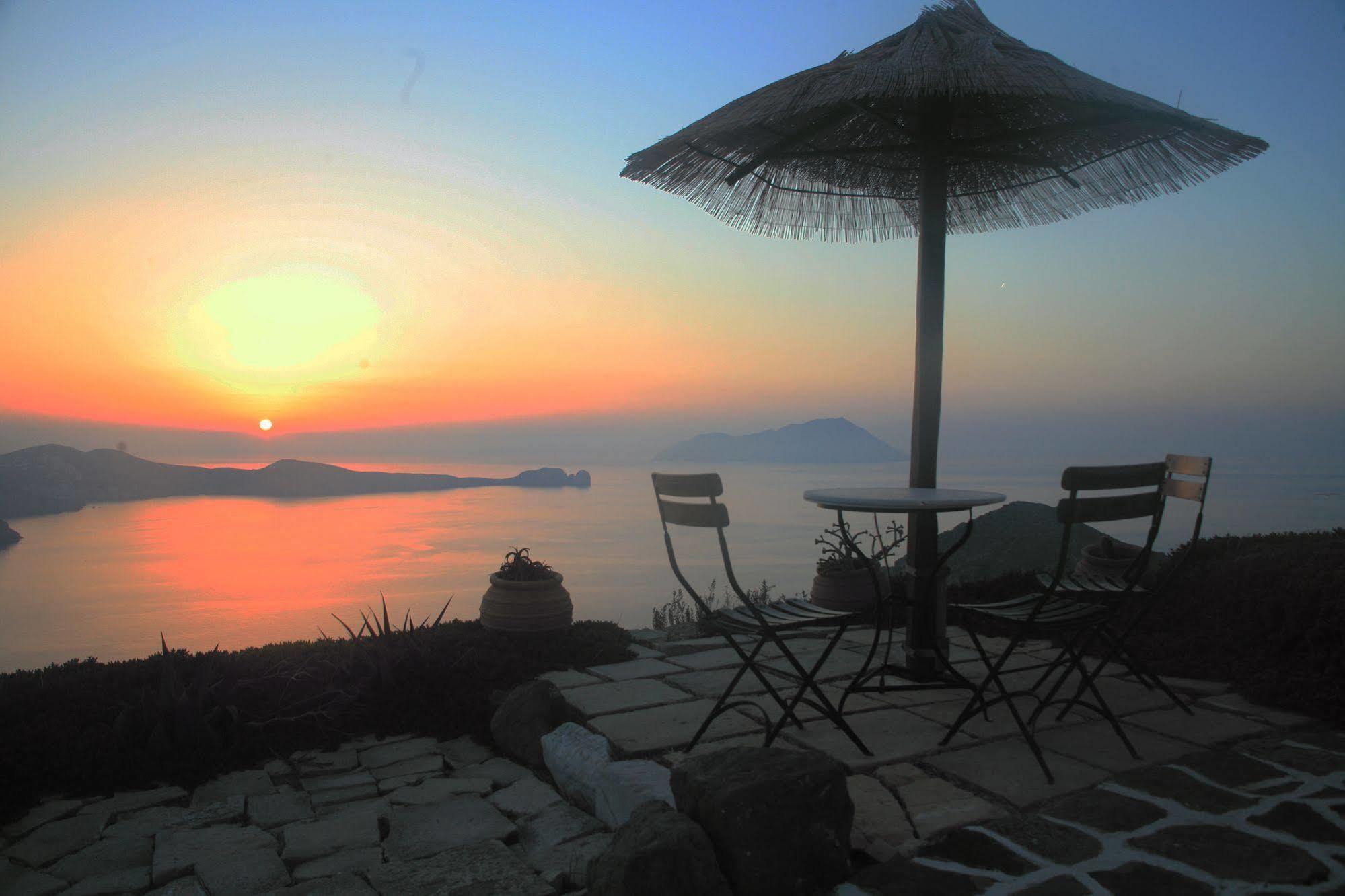 Kastro Milos Plaka (Milos)